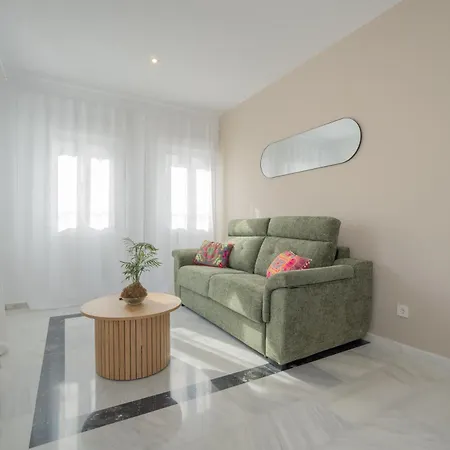 Esencia Free Parking Apartment