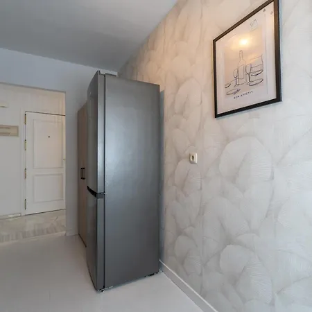 Esencia Free Parking Apartment *